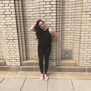 Meet your Posher, Aliya